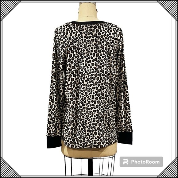 FELINA Velour/Fleece Cheetah Print Pajama Set - Size M - Picture 4 of 11